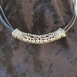 🌸 4/$50 Leathered necklace with silver detail